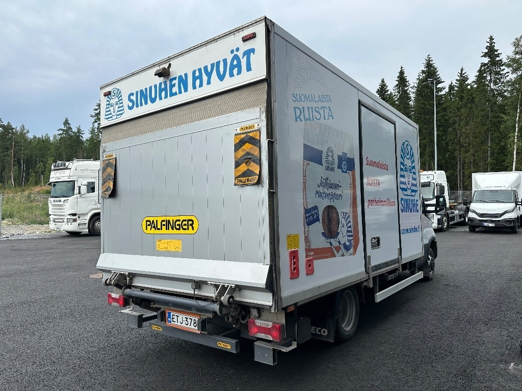 Iveco Daily 50C18A8 - Furgão: foto 3 Iveco Daily 50C18A8 - Furgão: foto 3