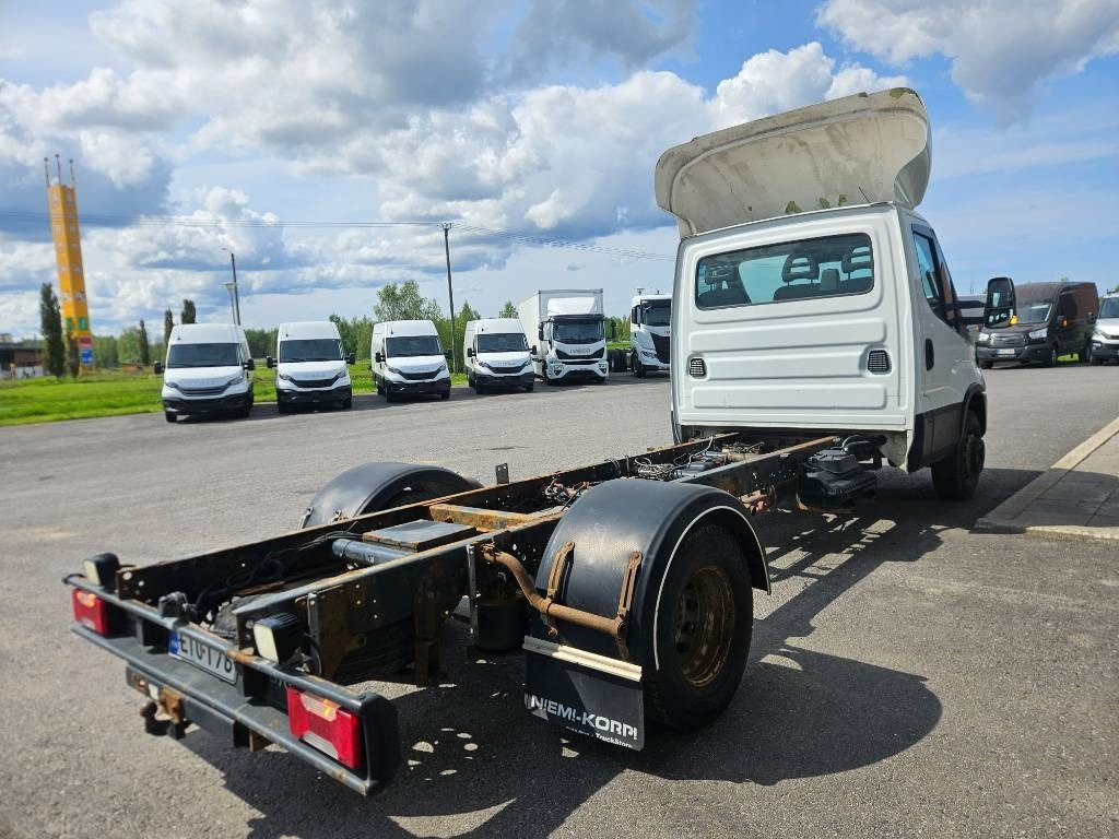 Iveco Daily 70C17 - Carrinha de contentor: foto 4 Iveco Daily 70C17 - Carrinha de contentor: foto 4