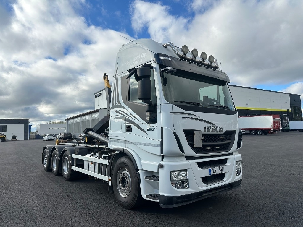 Iveco Stralis 8x4*4 - Camião polibenne: foto 3 Iveco Stralis 8x4*4 - Camião polibenne: foto 3