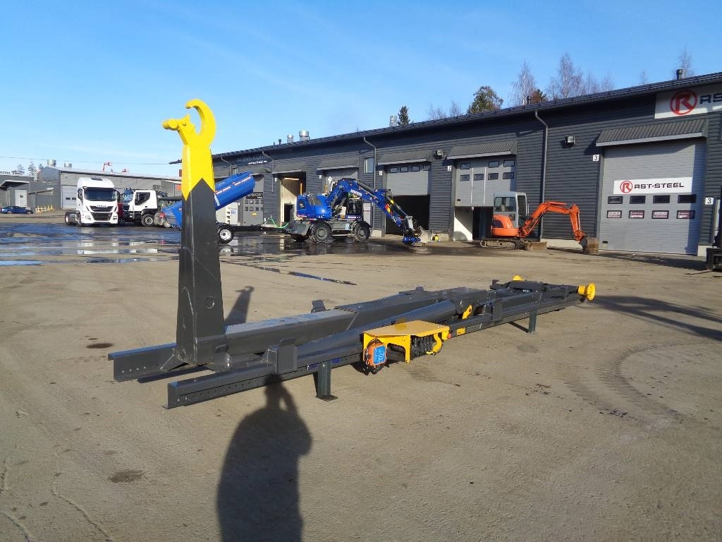 Jimeca Koukkulaite 25t - Sistema de elevação polibenne/ Multibenne: foto 2 Jimeca Koukkulaite 25t - Sistema de elevação polibenne/ Multibenne: foto 2