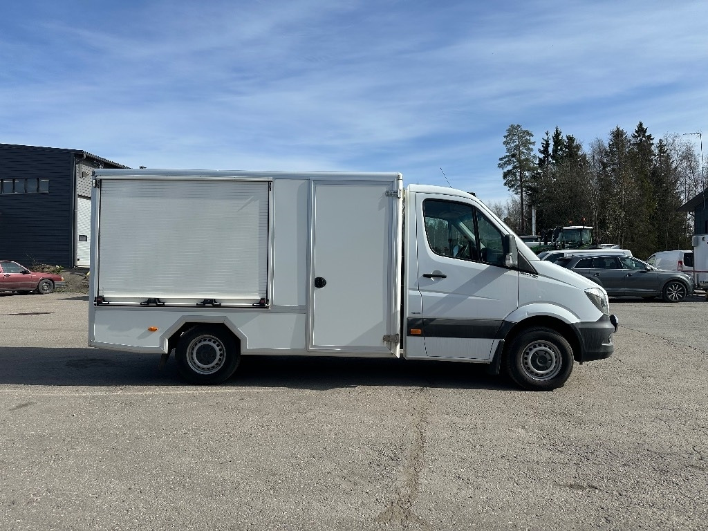Mercedes-Benz Sprinter 316 Huoltoauto - Carrinha de contentor: foto 3 Mercedes-Benz Sprinter 316 Huoltoauto - Carrinha de contentor: foto 3