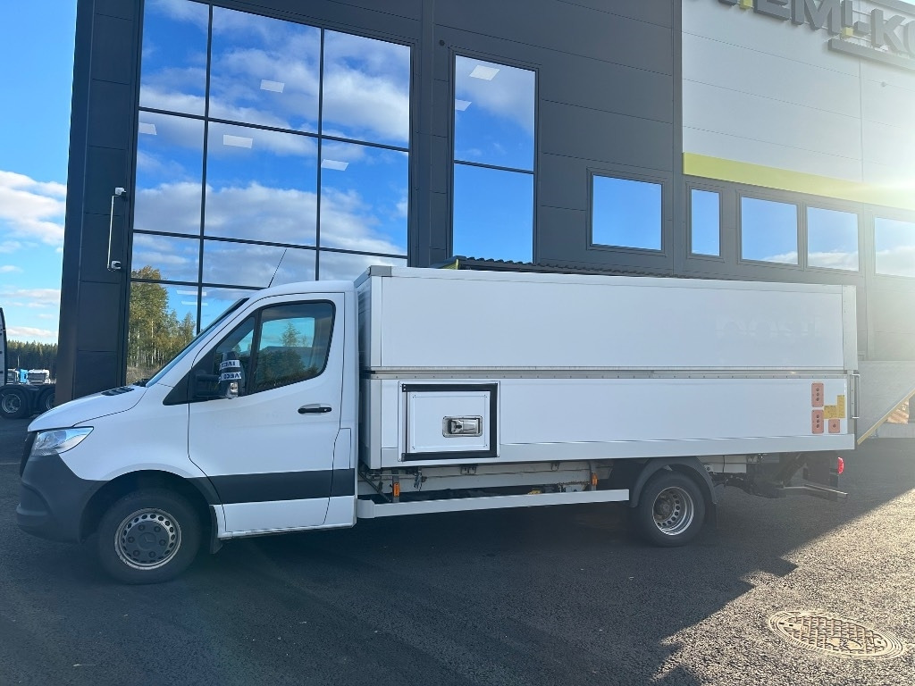 Carrinha de contentor Mercedes-Benz Sprinter 516 Nouseva kori: foto 9