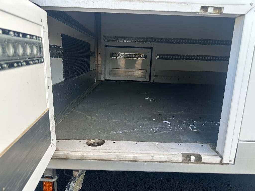 Carrinha de contentor Mercedes-Benz Sprinter 516 Nouseva kori: foto 8