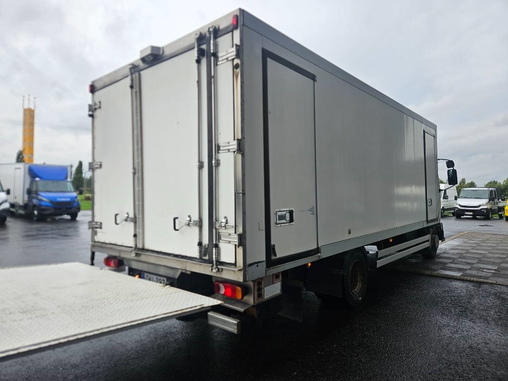 Renault Midlum 220 - Camião frigorífico: foto 3 Renault Midlum 220 - Camião frigorífico: foto 3
