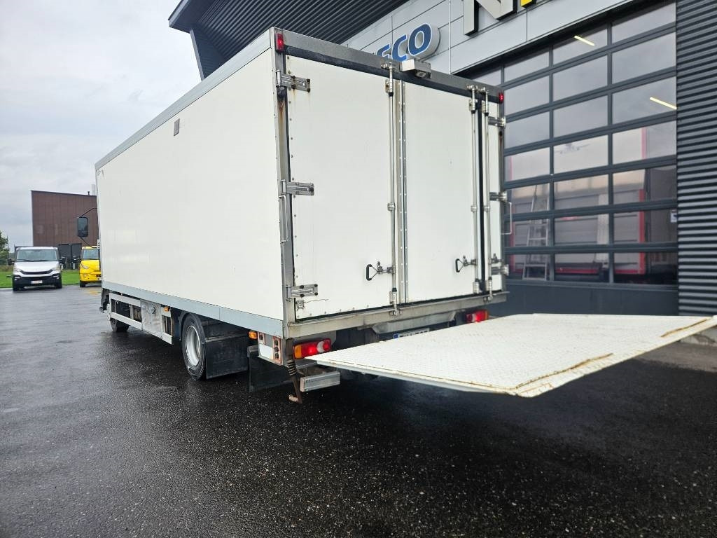 Renault Midlum 220 - Camião frigorífico: foto 5 Renault Midlum 220 - Camião frigorífico: foto 5