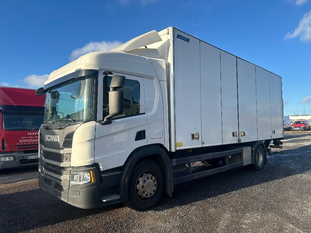 Scania P250 - Camião furgão: foto 1 Scania P250 - Camião furgão: foto 1