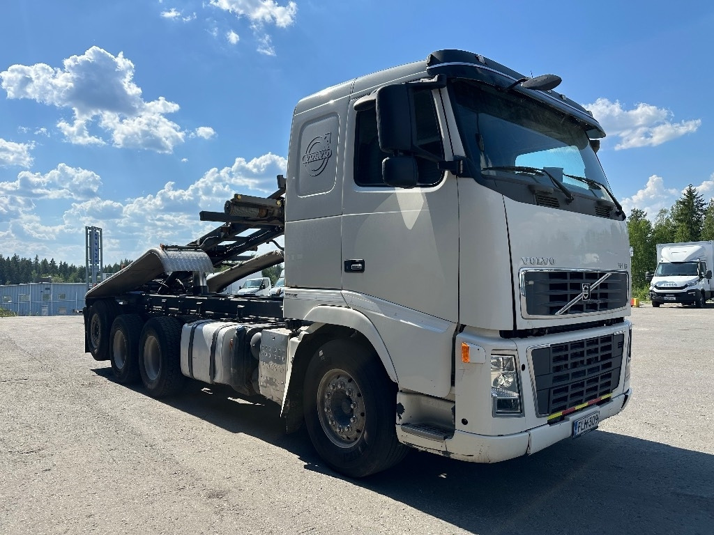 Volvo FH16 540 8x4*4 - Camião com sistema de cabo: foto 3 Volvo FH16 540 8x4*4 - Camião com sistema de cabo: foto 3