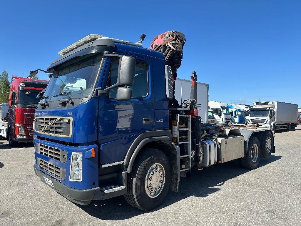 Volvo FM9 6x2*4 HMF 2000 K5 - Camião grua: foto 1 Volvo FM9 6x2*4 HMF 2000 K5 - Camião grua: foto 1