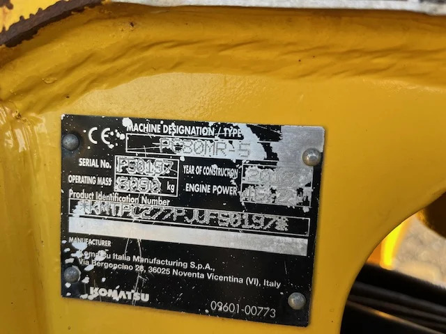 Escavadora de rastos KOMATSU PC80MR: foto 12 Escavadora de rastos KOMATSU PC80MR: foto 12