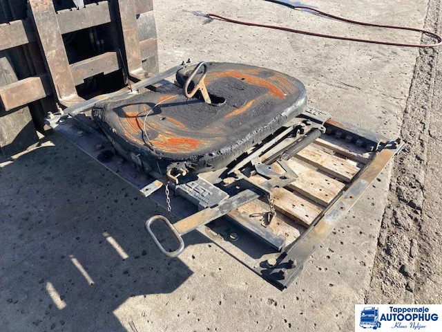 MAN JOST flytbar skammel - Quinta-roda para Camião: foto 4 MAN JOST flytbar skammel - Quinta-roda para Camião: foto 4