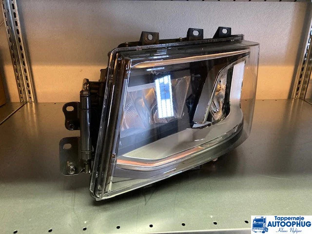 Scania N.G.S Headlamp LH P/N: 2674390 - Sistema elétrico para Camião: foto 1 Scania N.G.S Headlamp LH P/N: 2674390 - Sistema elétrico para Camião: foto 1