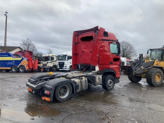 Mercedes Actros 1851 - Tractor: foto 3 Mercedes Actros 1851 - Tractor: foto 3