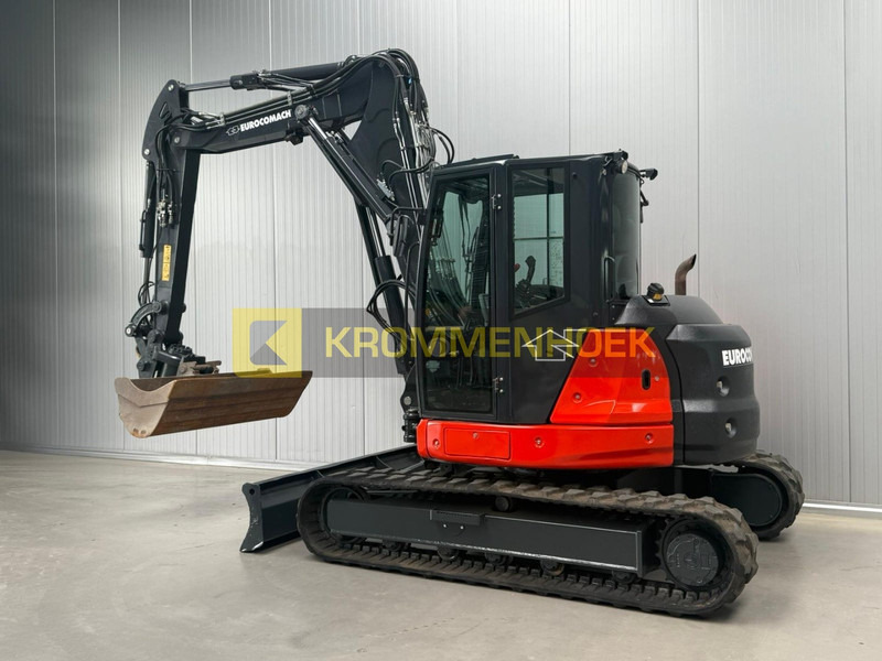 Eurocomach ES 100 TR Powertilt - Mini escavadeira: foto 3 Eurocomach ES 100 TR Powertilt - Mini escavadeira: foto 3