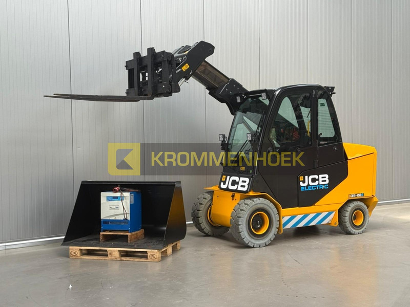 JCB TLT 35-22E Demo - Empilhador telescópico: foto 2 JCB TLT 35-22E Demo - Empilhador telescópico: foto 2