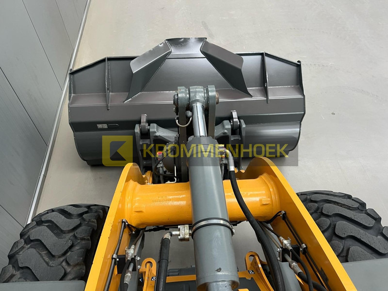 Pá carregadora de rodas Liebherr L 538: foto 9