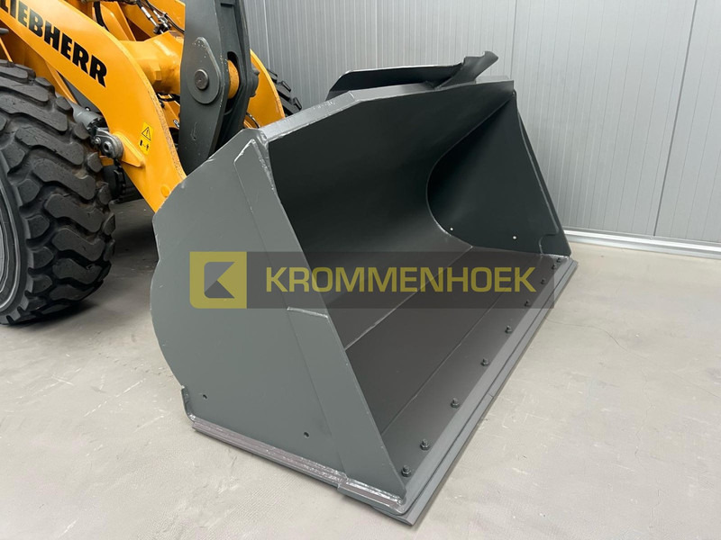 Pá carregadora de rodas Liebherr L 538: foto 8