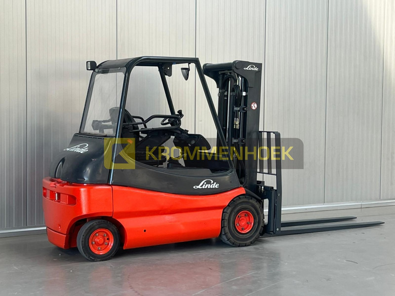 Linde E 30 - Empilhador elétrico: foto 4 Linde E 30 - Empilhador elétrico: foto 4