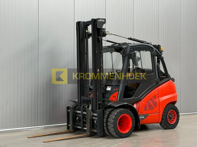 Linde H 40 T-02 - Empilhador a gás: foto 2 Linde H 40 T-02 - Empilhador a gás: foto 2