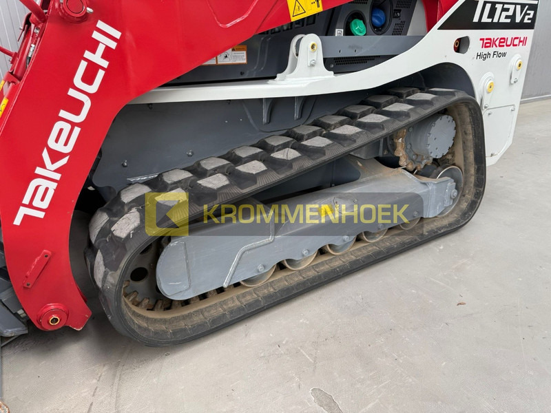 Mini pá carregadora Takeuchi TL 12V-2: foto 12
