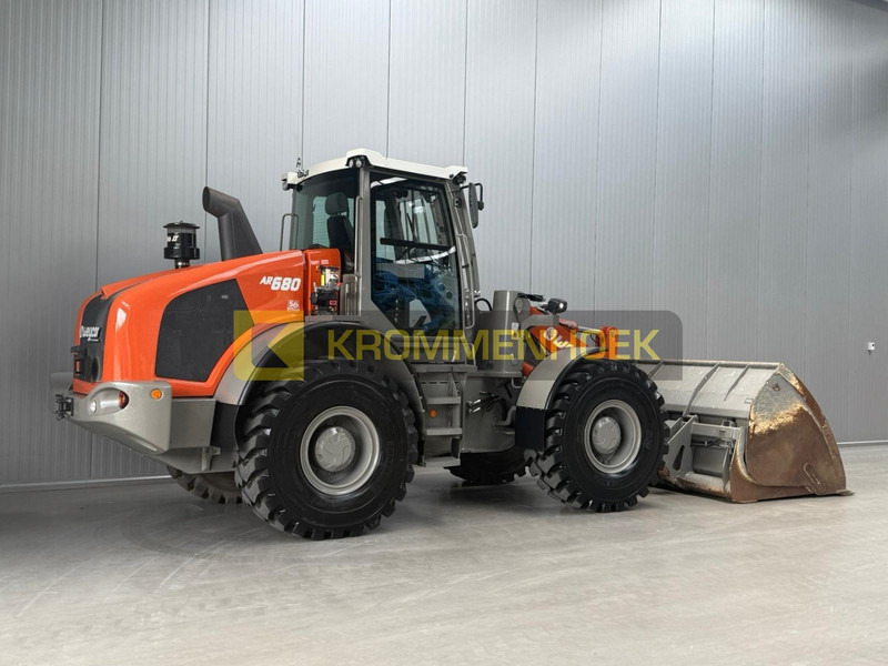 Weycor AR 680 - Pá carregadora de rodas: foto 4 Weycor AR 680 - Pá carregadora de rodas: foto 4