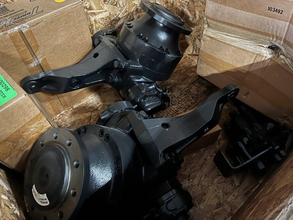 CNH Hydraulic drive - CNH - MG18 - Estrutura/ Châssis para Máquina agrícola: foto 3 CNH Hydraulic drive - CNH - MG18 - Estrutura/ Châssis para Máquina agrícola: foto 3