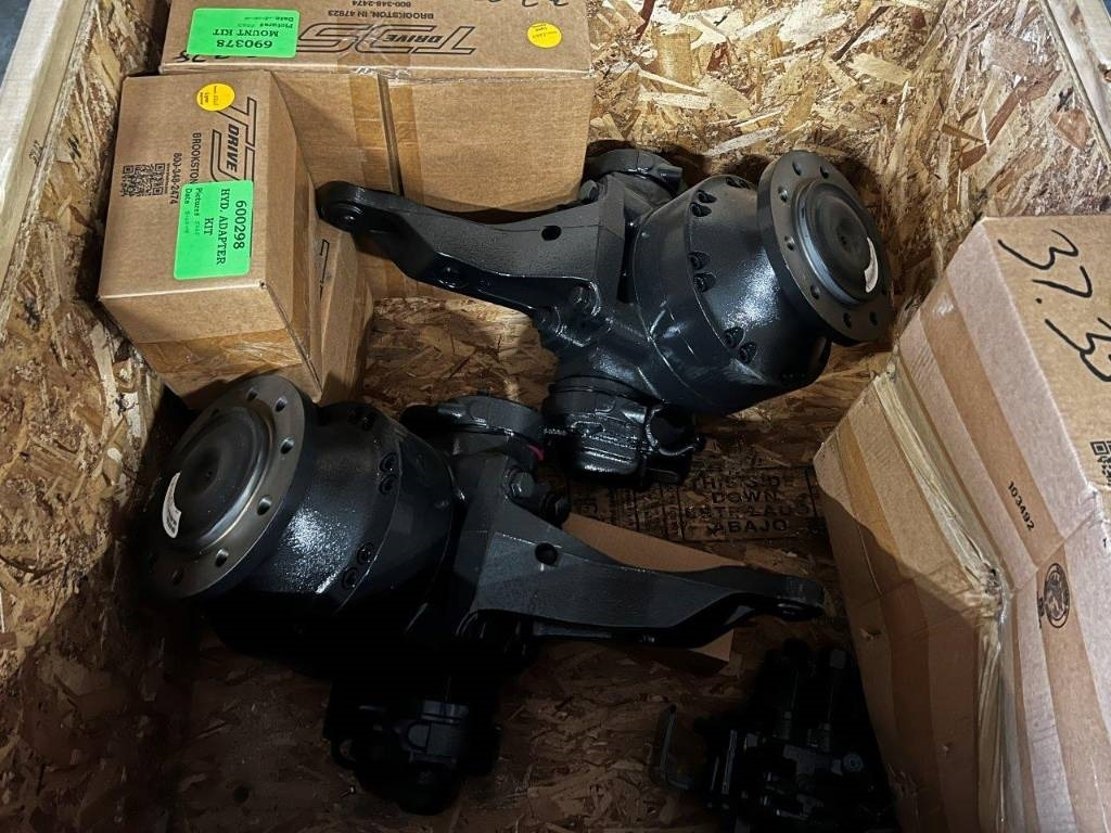 CNH Hydraulic drive - CNH - MG18 - Estrutura/ Châssis para Máquina agrícola: foto 1 CNH Hydraulic drive - CNH - MG18 - Estrutura/ Châssis para Máquina agrícola: foto 1
