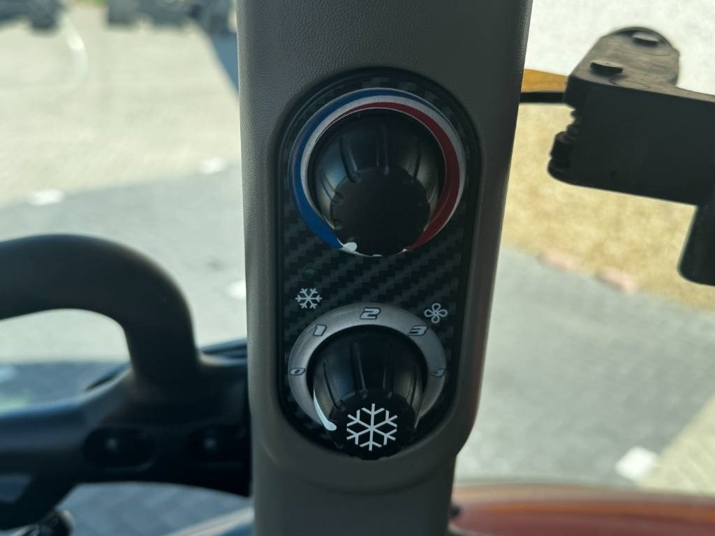 Trator Case IH Farmall 100C, loader ready, EHR, 2023!!: foto 22