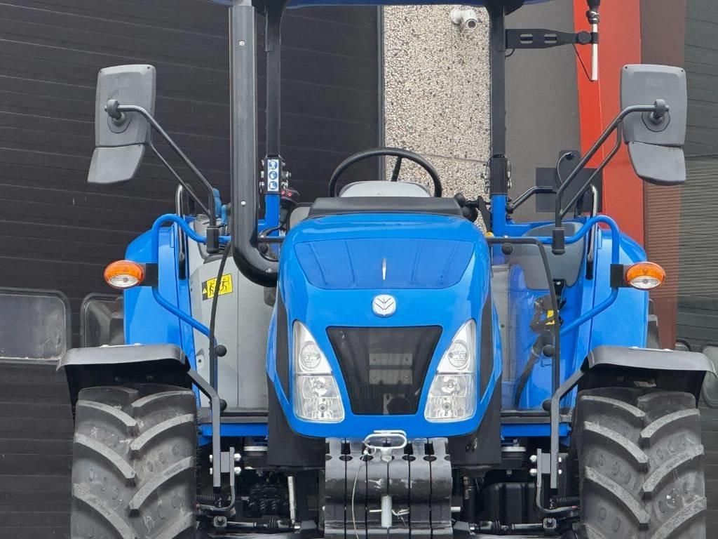 New Holland T4.75, Power Shuttle, creepspeed, ROPS! - Trator: foto 3 New Holland T4.75, Power Shuttle, creepspeed, ROPS! - Trator: foto 3