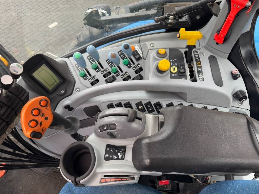 Trator New Holland T6080 Power Command met Herder MBK513LSH!: foto 24