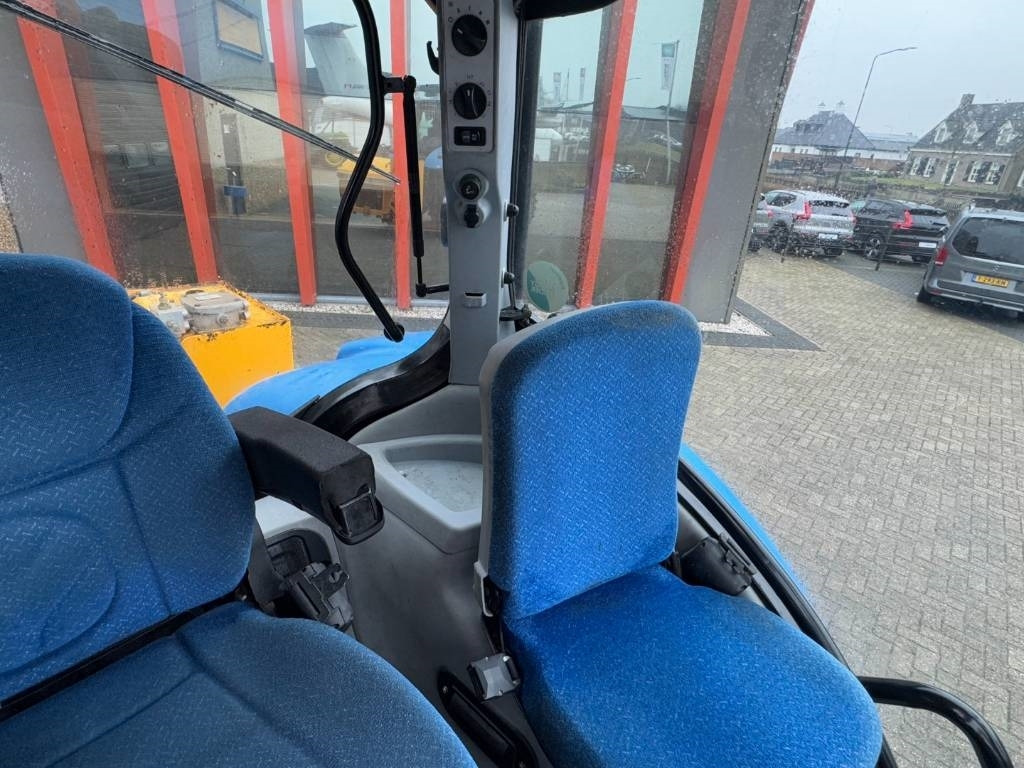Trator New Holland T6080 Power Command met Herder MBK513LSH!: foto 30