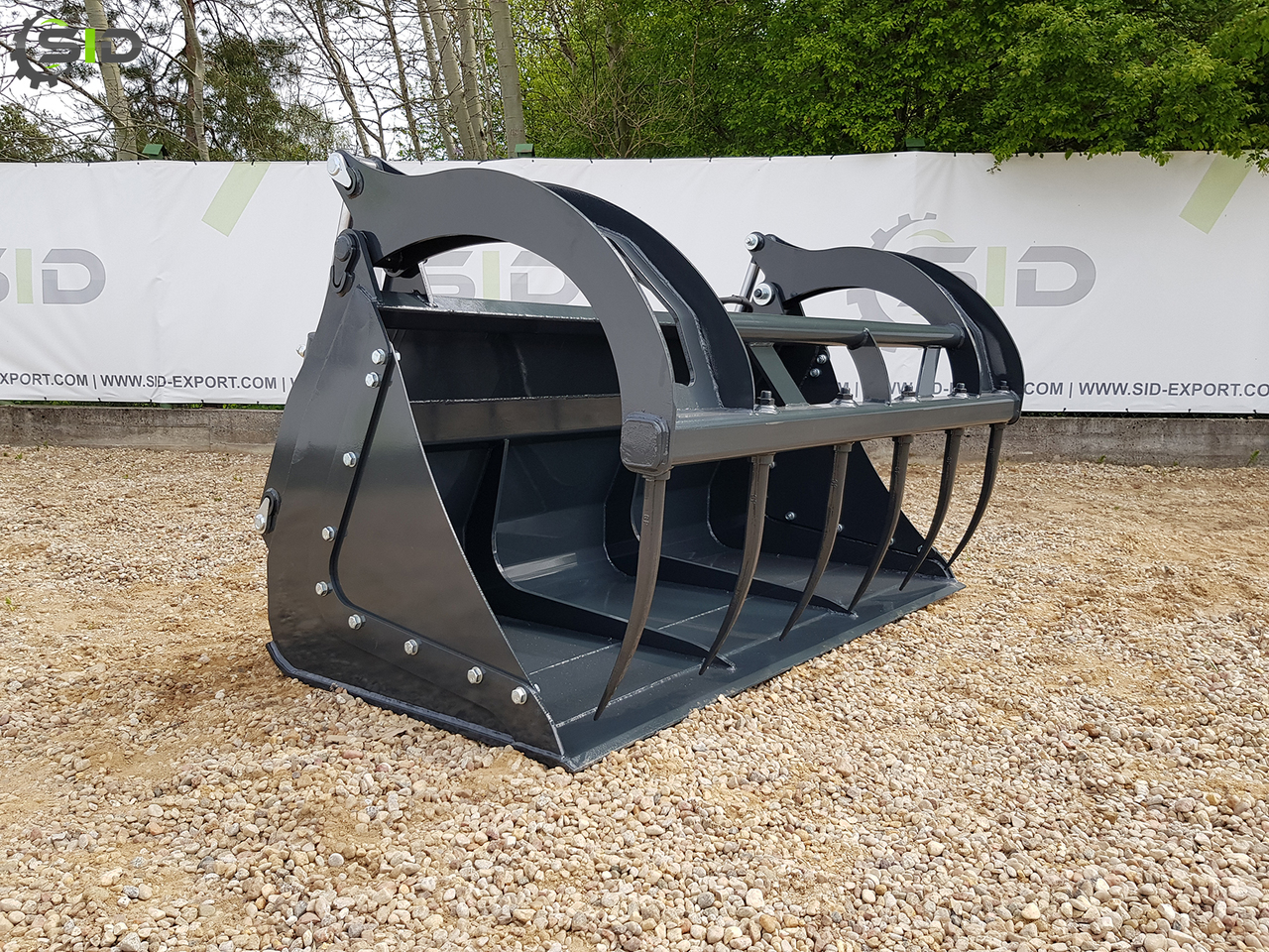 SID KROKODILSCHAUFEL GESCHMIEDETE ZINKEN XXL / Godet Crocodile BMS XXL / Crocodile grab bucket forged tines XXL 1,8 m SID - Equipamento para silagem: foto 1 SID KROKODILSCHAUFEL GESCHMIEDETE ZINKEN XXL / Godet Crocodile BMS XXL / Crocodile grab bucket forged tines XXL 1,8 m SID - Equipamento para silagem: foto 1
