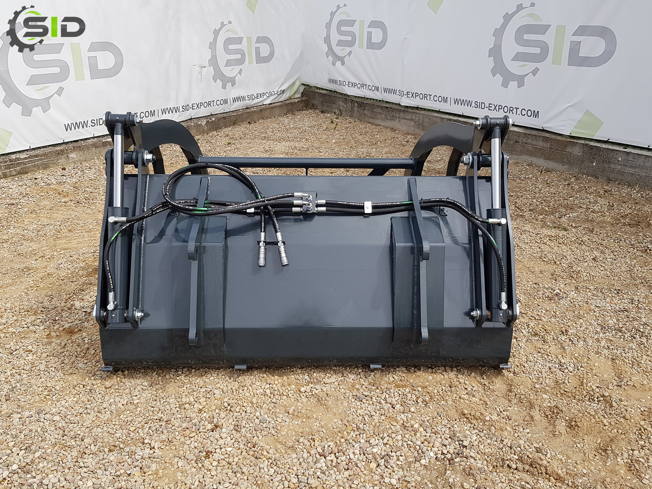 SID KROKODILSCHAUFEL GESCHMIEDETE ZINKEN XXL / Godet Crocodile BMS XXL / Crocodile grab bucket forged tines XXL 1,8 m SID - Equipamento para silagem: foto 5 SID KROKODILSCHAUFEL GESCHMIEDETE ZINKEN XXL / Godet Crocodile BMS XXL / Crocodile grab bucket forged tines XXL 1,8 m SID - Equipamento para silagem: foto 5
