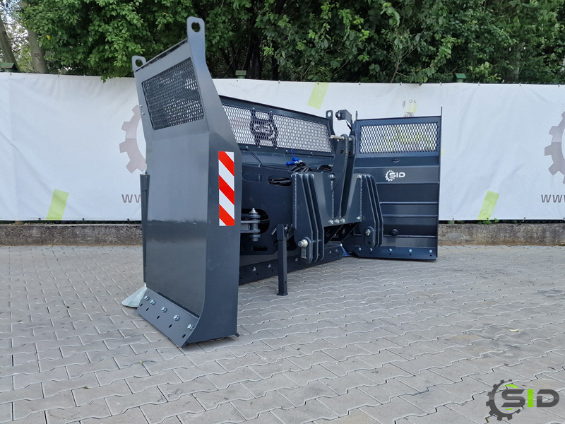 SID Maisschild Silogabel Flachschieber / Le bulldozer à maïs/ Corn plough / Silage blade /maize shield 4,5 m 3P.2+3 - Equipamento de pós-colheita: foto 2 SID Maisschild Silogabel Flachschieber / Le bulldozer à maïs/ Corn plough / Silage blade /maize shield 4,5 m 3P.2+3 - Equipamento de pós-colheita: foto 2