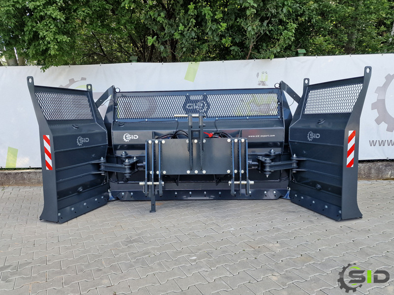 SID Maisschild Silogabel Flachschieber / Le bulldozer à maïs/ Corn plough / Silage blade /maize shield 4,5 m 3P.2+3 - Equipamento de pós-colheita: foto 3 SID Maisschild Silogabel Flachschieber / Le bulldozer à maïs/ Corn plough / Silage blade /maize shield 4,5 m 3P.2+3 - Equipamento de pós-colheita: foto 3