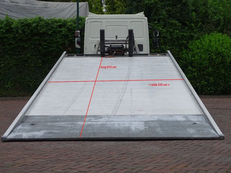 Iveco Eurocargo 12.250 AUT LEER CAM CAMPERUNIT TKM 31000 - Caminhão reboque: foto 4 Iveco Eurocargo 12.250 AUT LEER CAM CAMPERUNIT TKM 31000 - Caminhão reboque: foto 4