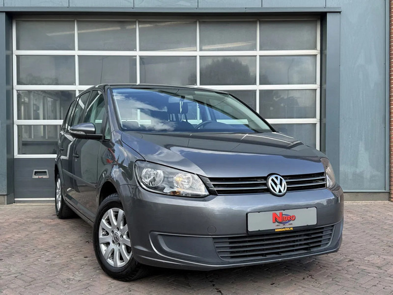Volkswagen Touran 1.2 TSI 105pk 7 Pers LMV export - Automóvel: foto 1 Volkswagen Touran 1.2 TSI 105pk 7 Pers LMV export - Automóvel: foto 1