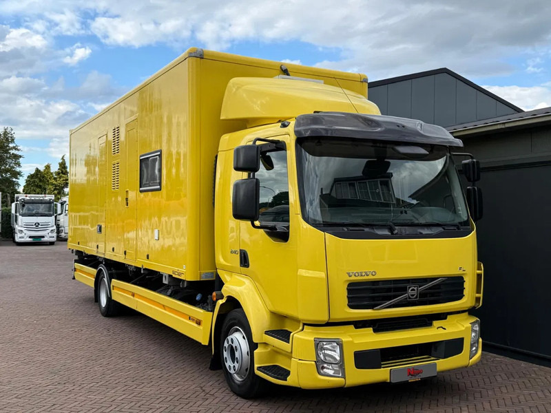 Volvo FL 12.240 Airco 2x bed Douche Heater Verkocht! - Camião furgão: foto 1 Volvo FL 12.240 Airco 2x bed Douche Heater Verkocht! - Camião furgão: foto 1