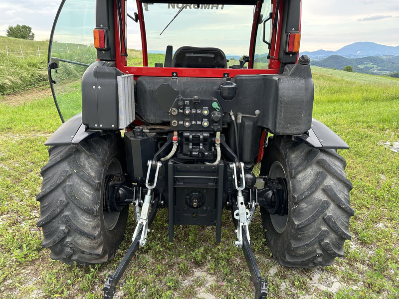 Reform Mounty 100 - Trator: foto 3 Reform Mounty 100 - Trator: foto 3