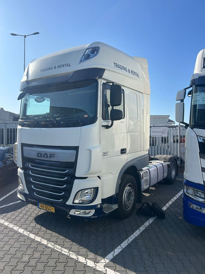 DAF XF 460 XF460 Super Space Cab - Tractor: foto 1 DAF XF 460 XF460 Super Space Cab - Tractor: foto 1