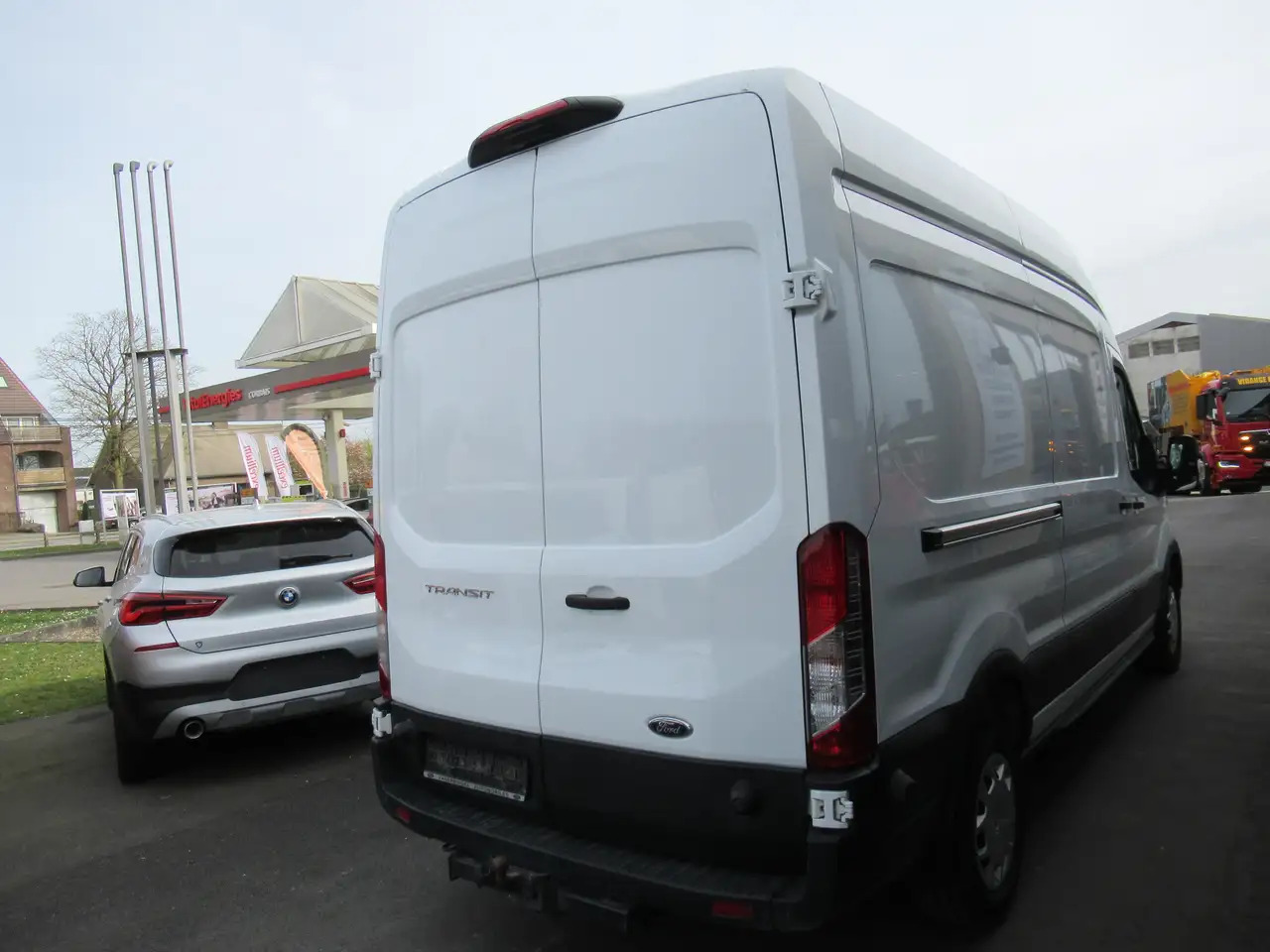 Ford Transit L3H3 170CV NAVI CRUISE 21400€+TVA/BTW - Furgão: foto 2 Ford Transit L3H3 170CV NAVI CRUISE 21400€+TVA/BTW - Furgão: foto 2