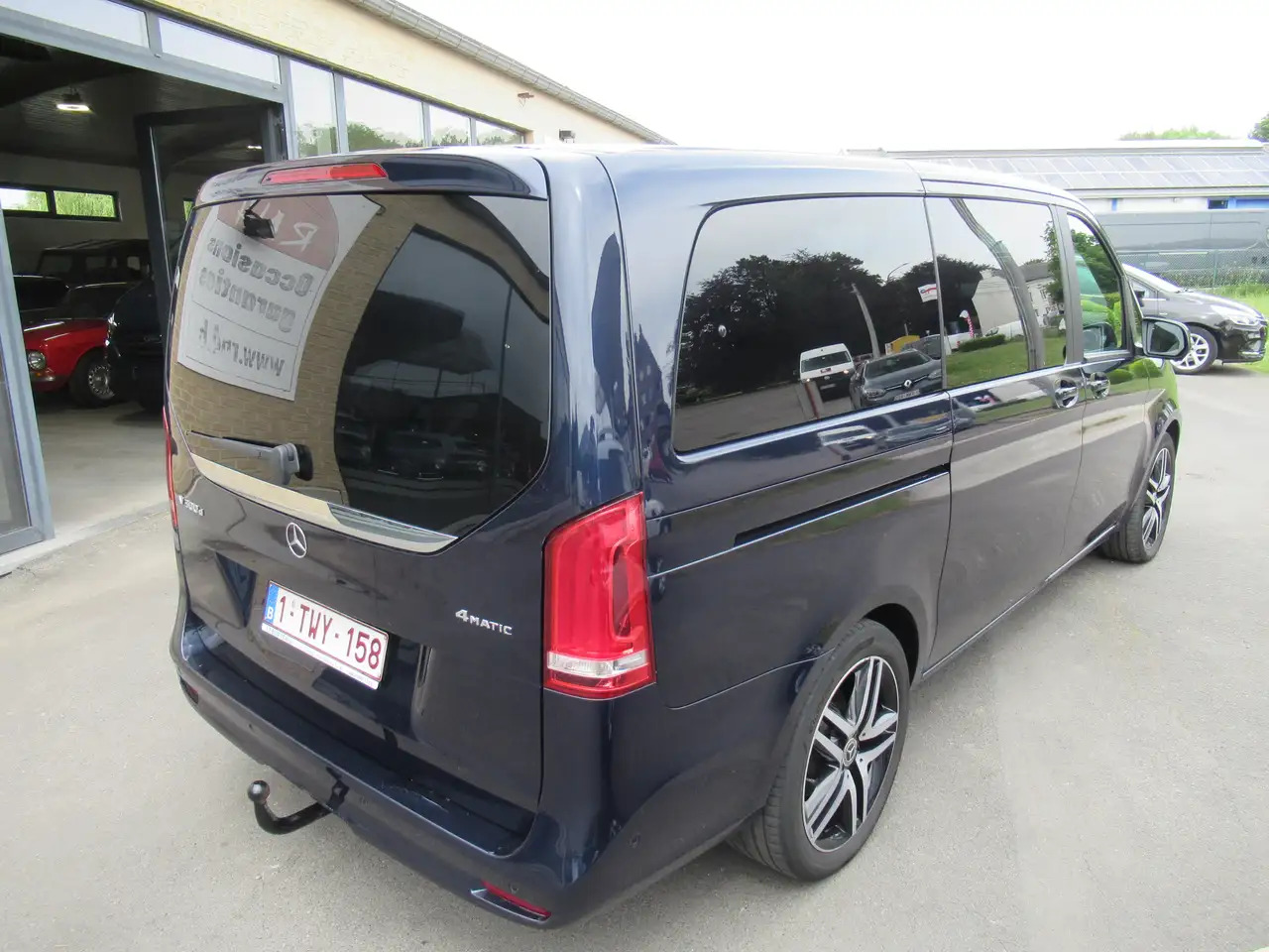 Mercedes-Benz V 300 d 4-Matic MWB toit pano 45000€+tva/btw - Carrinha cabine dupla: foto 2 Mercedes-Benz V 300 d 4-Matic MWB toit pano 45000€+tva/btw - Carrinha cabine dupla: foto 2