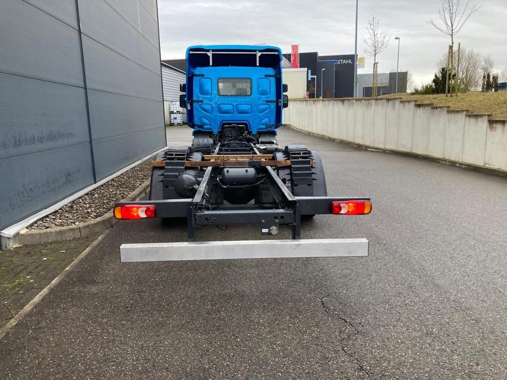 DAF LF 210 FA Standheizung / 5.00m Rd / 7.490kg DAF LF 210 FA Standheizung / 5.00m Rd / 7.490kg - Camião chassi: foto 5 DAF LF 210 FA Standheizung / 5.00m Rd / 7.490kg DAF LF 210 FA Standheizung / 5.00m Rd / 7.490kg - Camião chassi: foto 5