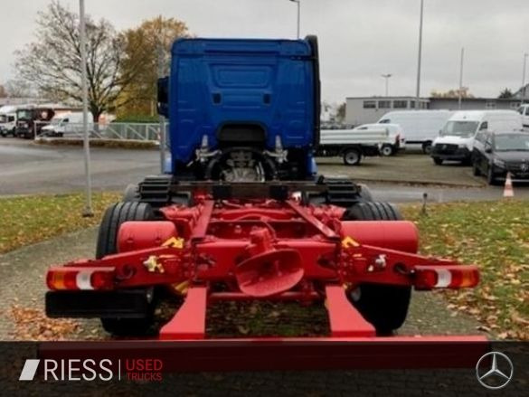 Mercedes-Benz Actros 2551 L 6x2 ACC AHK AUT DynLicht LM Navi - Camião de caixa aberta/ Plataforma: foto 3 Mercedes-Benz Actros 2551 L 6x2 ACC AHK AUT DynLicht LM Navi - Camião de caixa aberta/ Plataforma: foto 3