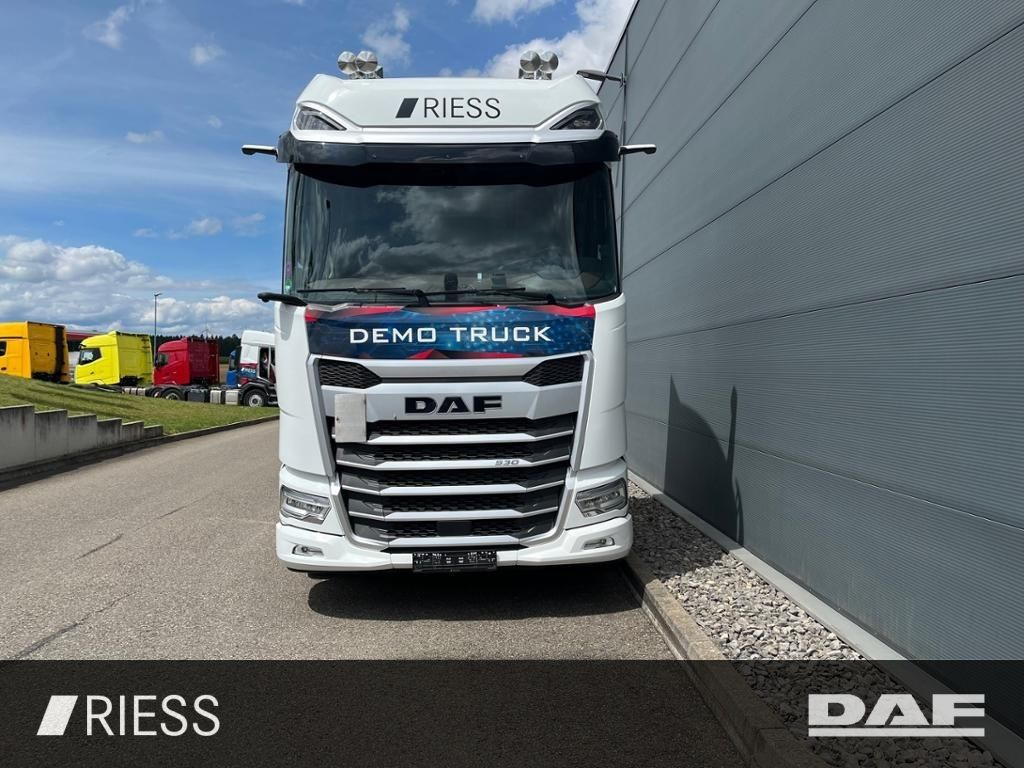DAF XG+ 530 FT Alcoa Leder Intarder Standklima Hydra DAF XG+ 530 FT Alcoa Leder Intarder Standklima Hydra - Tractor: foto 2 DAF XG+ 530 FT Alcoa Leder Intarder Standklima Hydra DAF XG+ 530 FT Alcoa Leder Intarder Standklima Hydra - Tractor: foto 2
