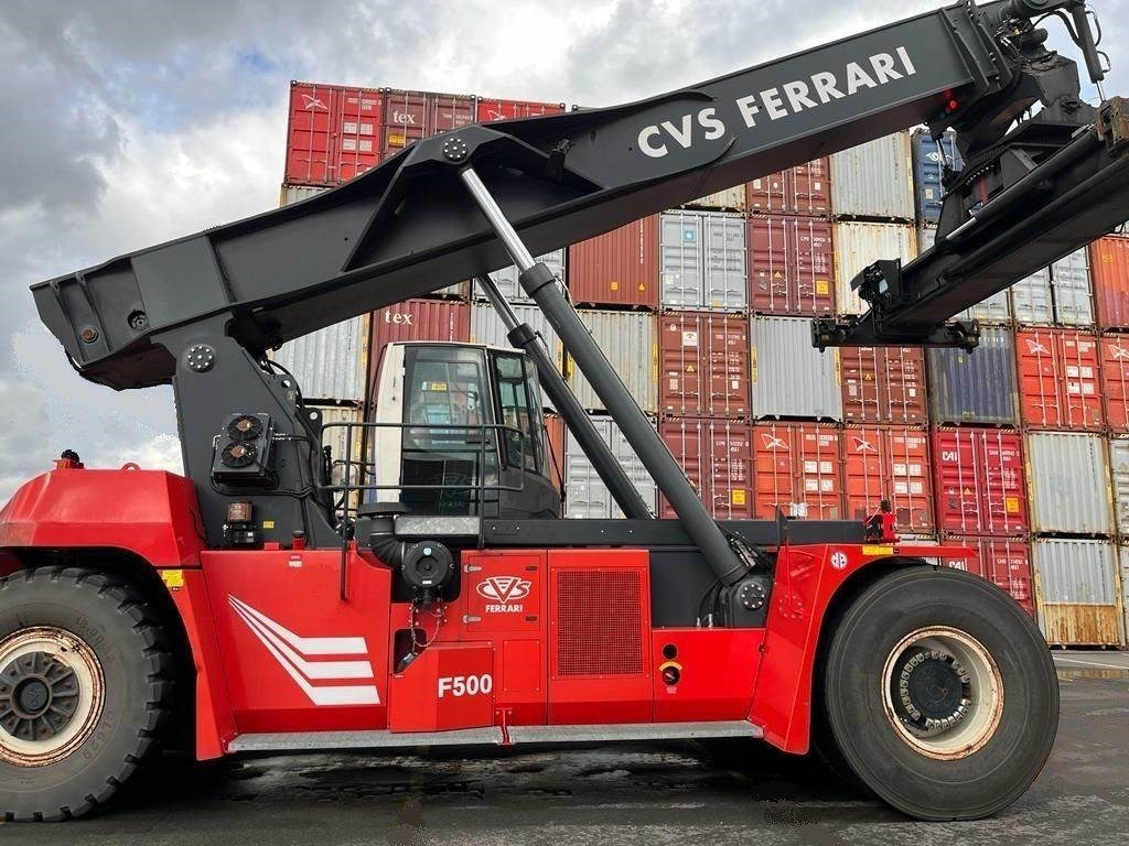 CVS Ferrari F500RS6 S - Reachstacker porta contentores: foto 1 CVS Ferrari F500RS6 S - Reachstacker porta contentores: foto 1
