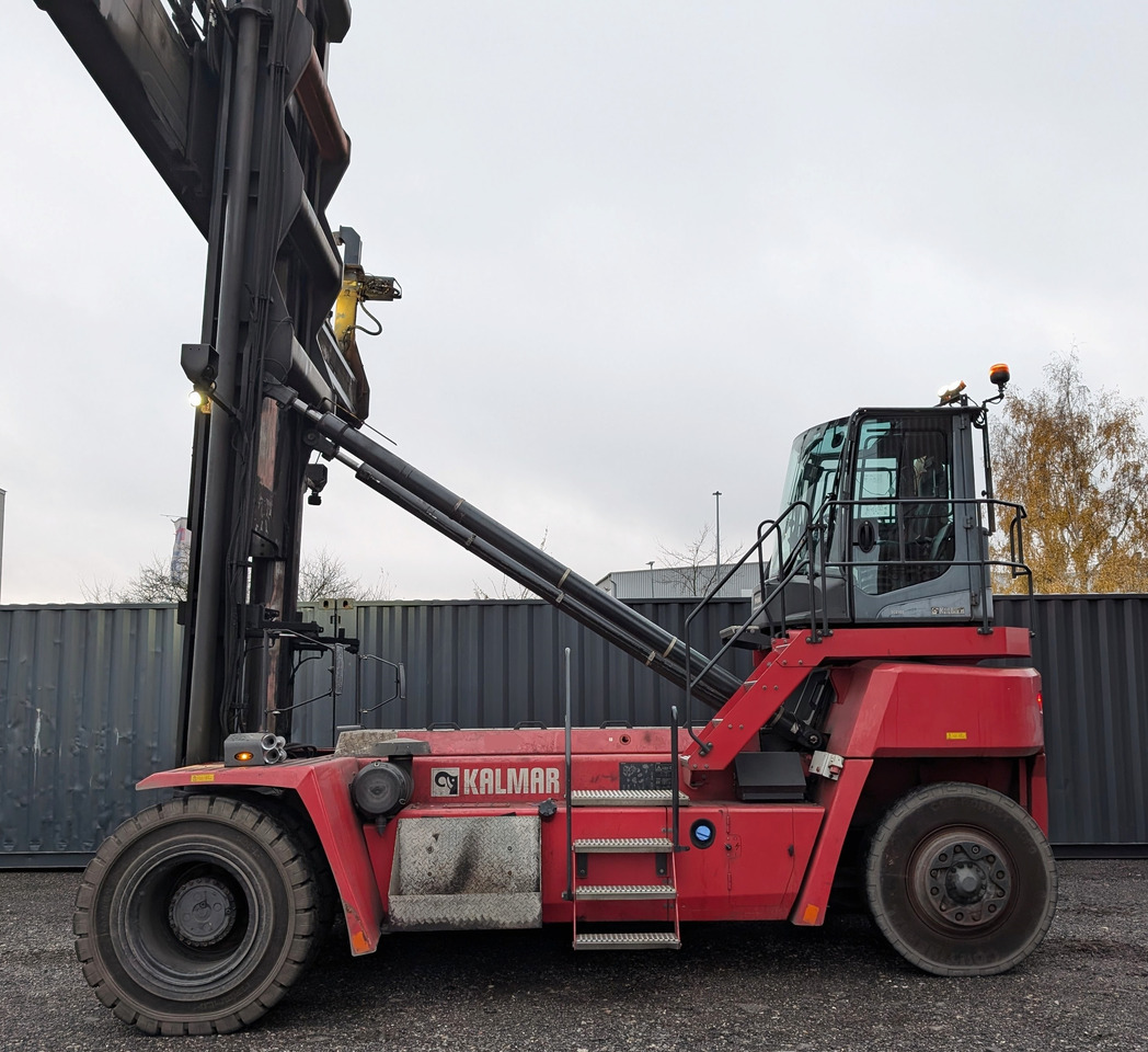 KALMAR DCG100-45ED7 - Manipulador de contentor: foto 2 KALMAR DCG100-45ED7 - Manipulador de contentor: foto 2
