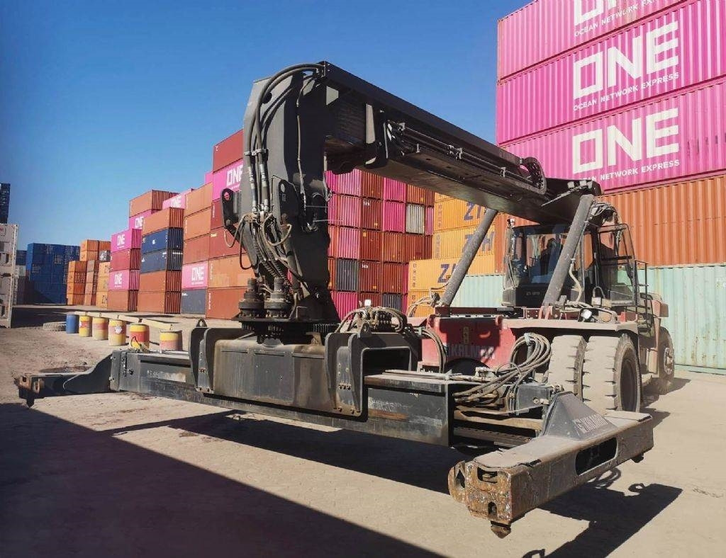 Kalmar DRG100-54S6 - Reachstacker porta contentores: foto 2 Kalmar DRG100-54S6 - Reachstacker porta contentores: foto 2