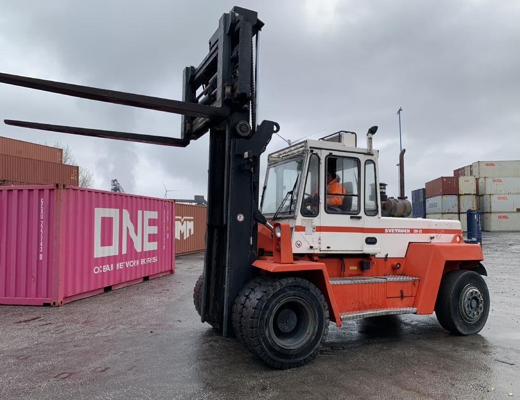 Svetruck 13,6-120-32 - Empilhador a diesel: foto 4 Svetruck 13,6-120-32 - Empilhador a diesel: foto 4