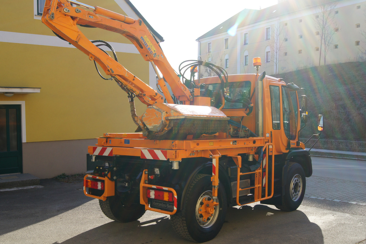 MERCEDES-BENZ Unimog U 400/Hydrostat/Mähtür +MULAG MHU 800 - Camião basculante: foto 5 MERCEDES-BENZ Unimog U 400/Hydrostat/Mähtür +MULAG MHU 800 - Camião basculante: foto 5