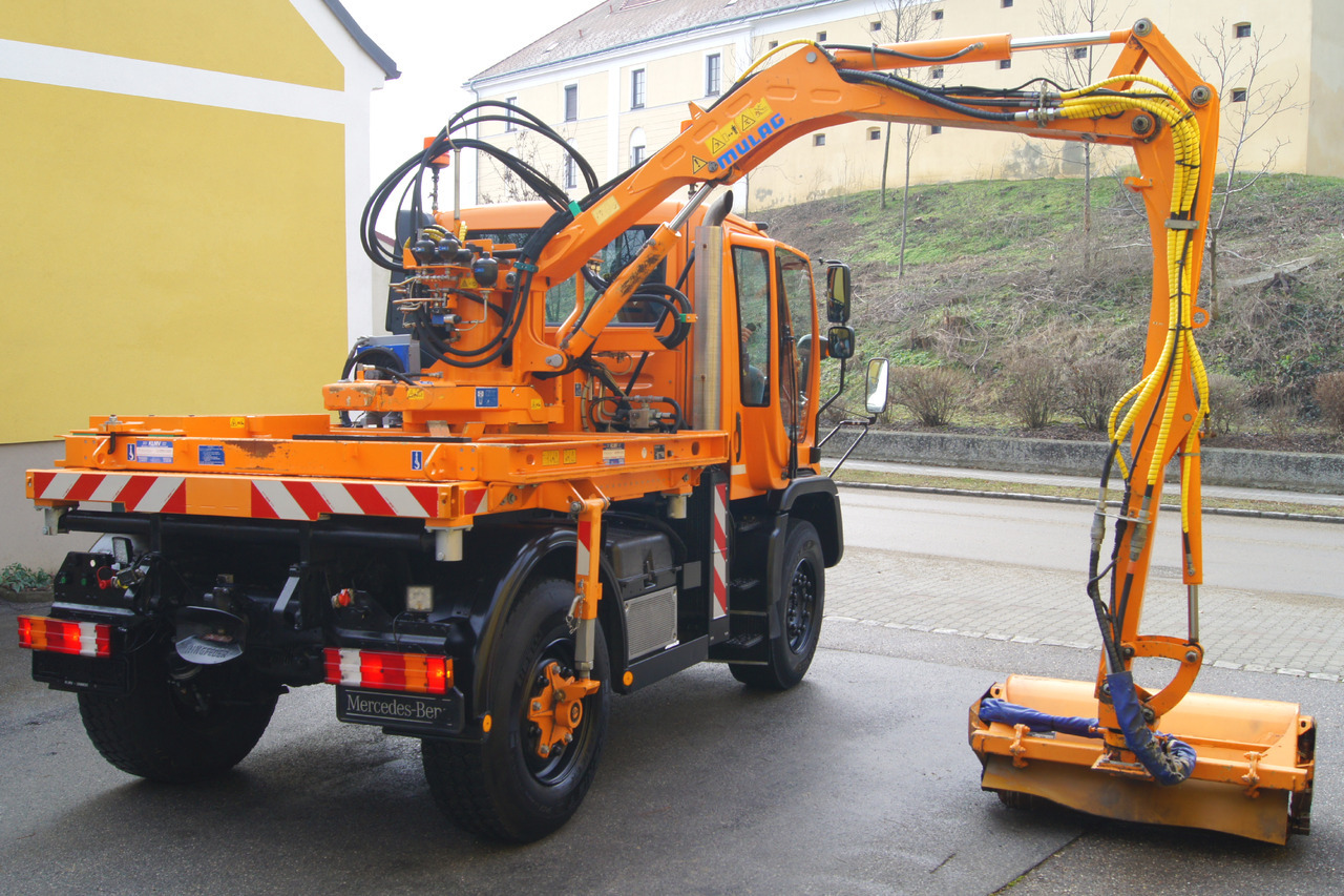 Veículo municipal/ Especial UNIMOG Unimog U 400/TÜV/Hydrostat/Mähtür +MULAG MHU 800: foto 7